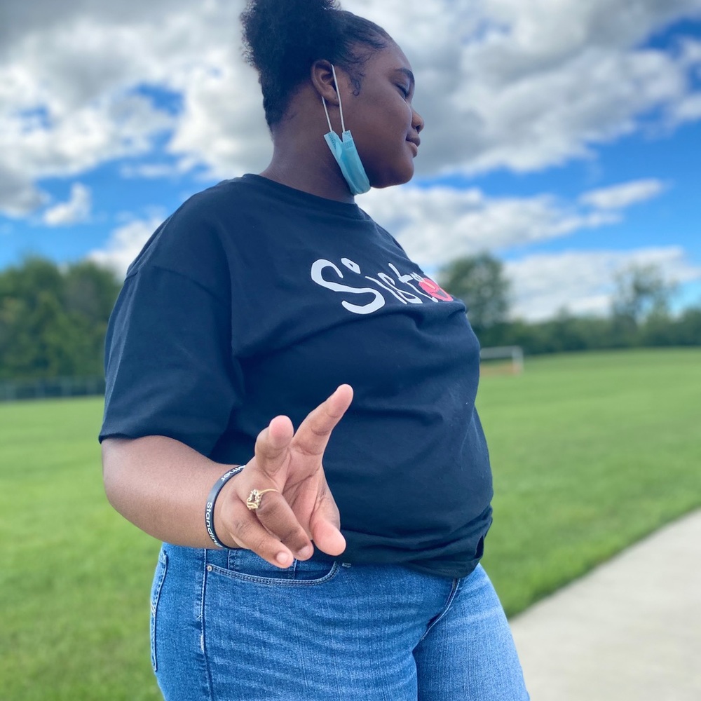 Meet your Posher, Mahogany